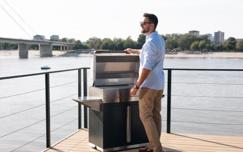 Electric Grill for Balcony and Terrace: How to Choose the Right EcoGrill Home Model